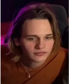 🗿