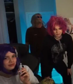 ✨