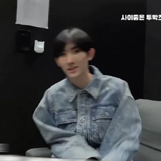📎