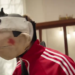 🤨