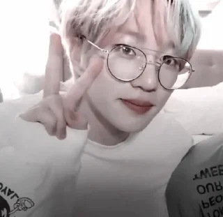 ✌️