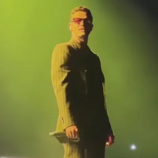 😎