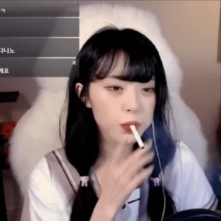 🫠