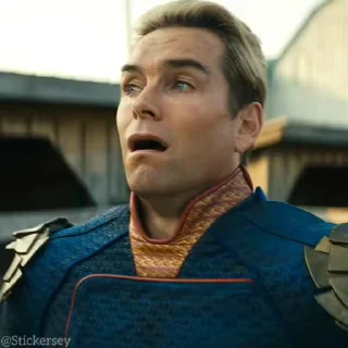 😨