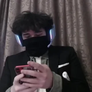 📱
