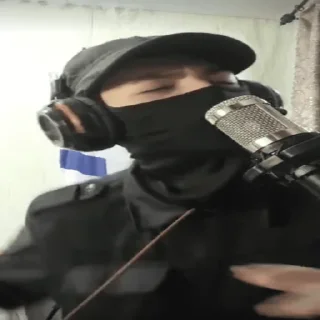 🎤