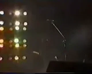 🎸