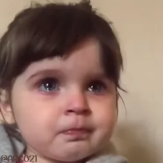 😭