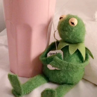 😢