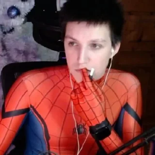 👶