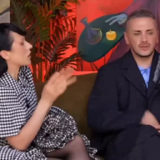 🤩