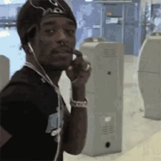 🥳