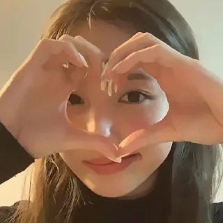 📔