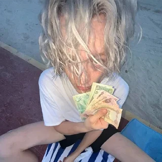 🤑