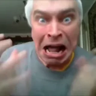 😱