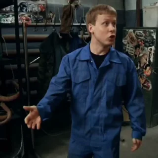 😡