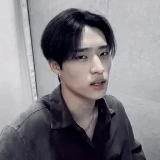 😐