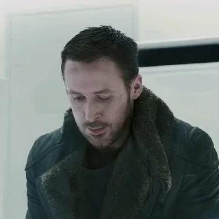 😠