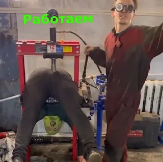 😂