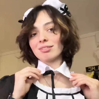 😜