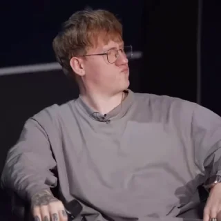 😎