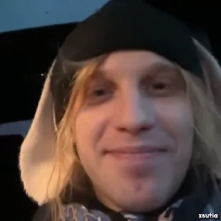 😁