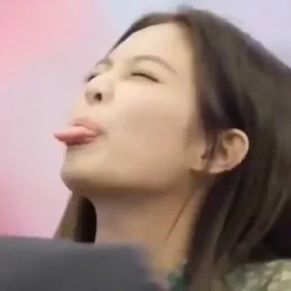 😛