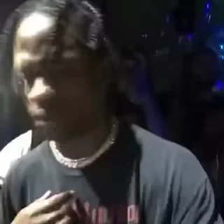🍸