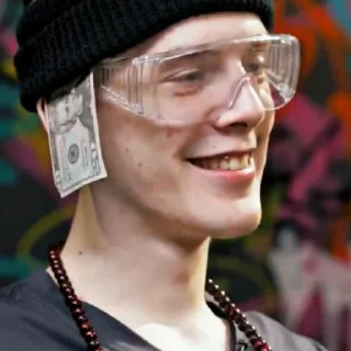 😀
