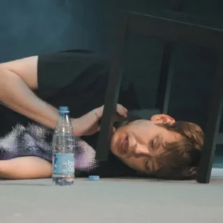 😶