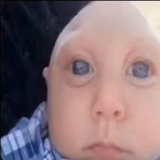 👶