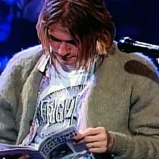 📚