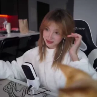 😄