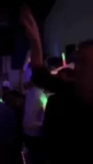 🕺