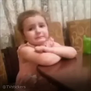 😭