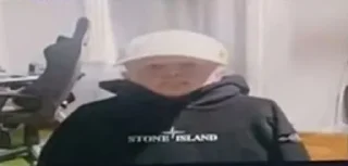 🗿