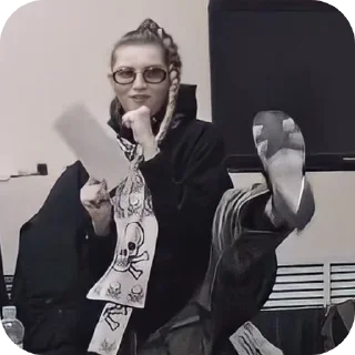 😇