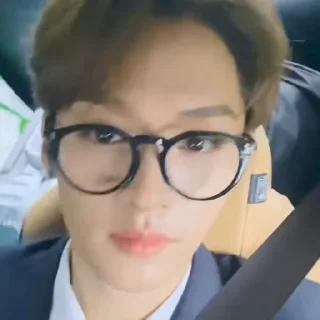 🤩