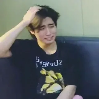 😥