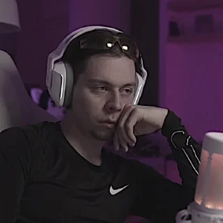 😴