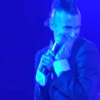 🤭