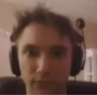 😐