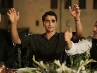 🕺