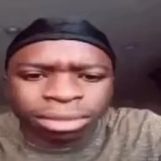😣