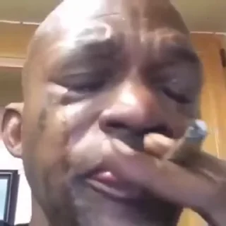 😭