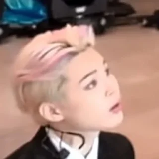 😧