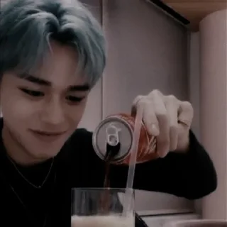 Lucas┇@petricchour   ۪̽꯴᩠🕷⸼۪ࣴ ⌒