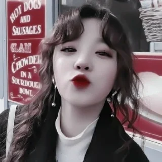 💋