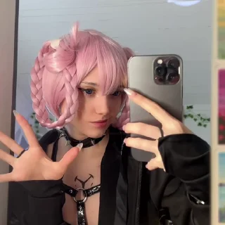 😈