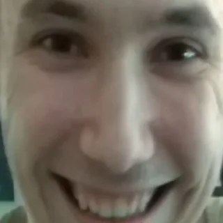 👽